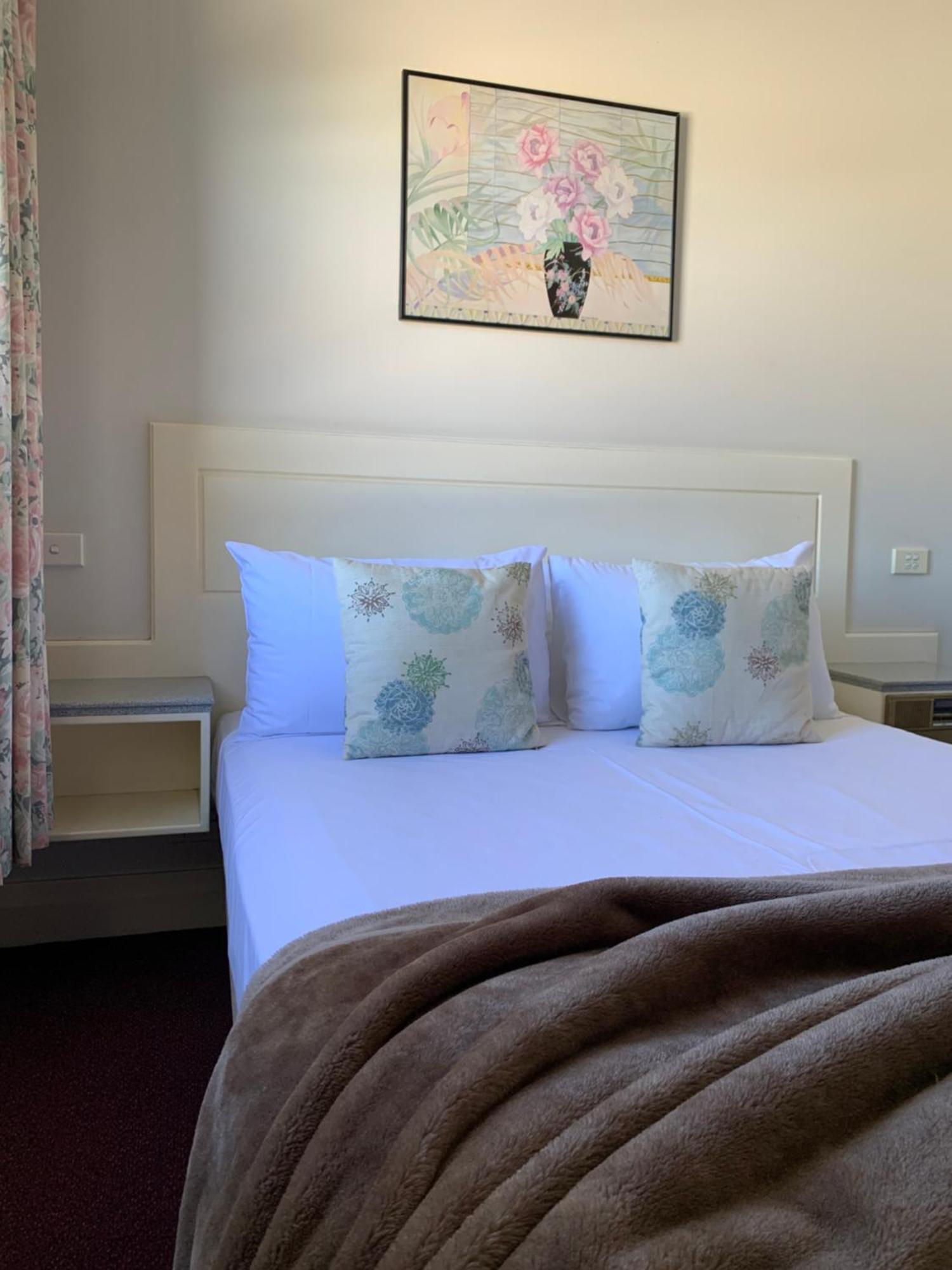 Moruya Monarch Hotel Extérieur photo