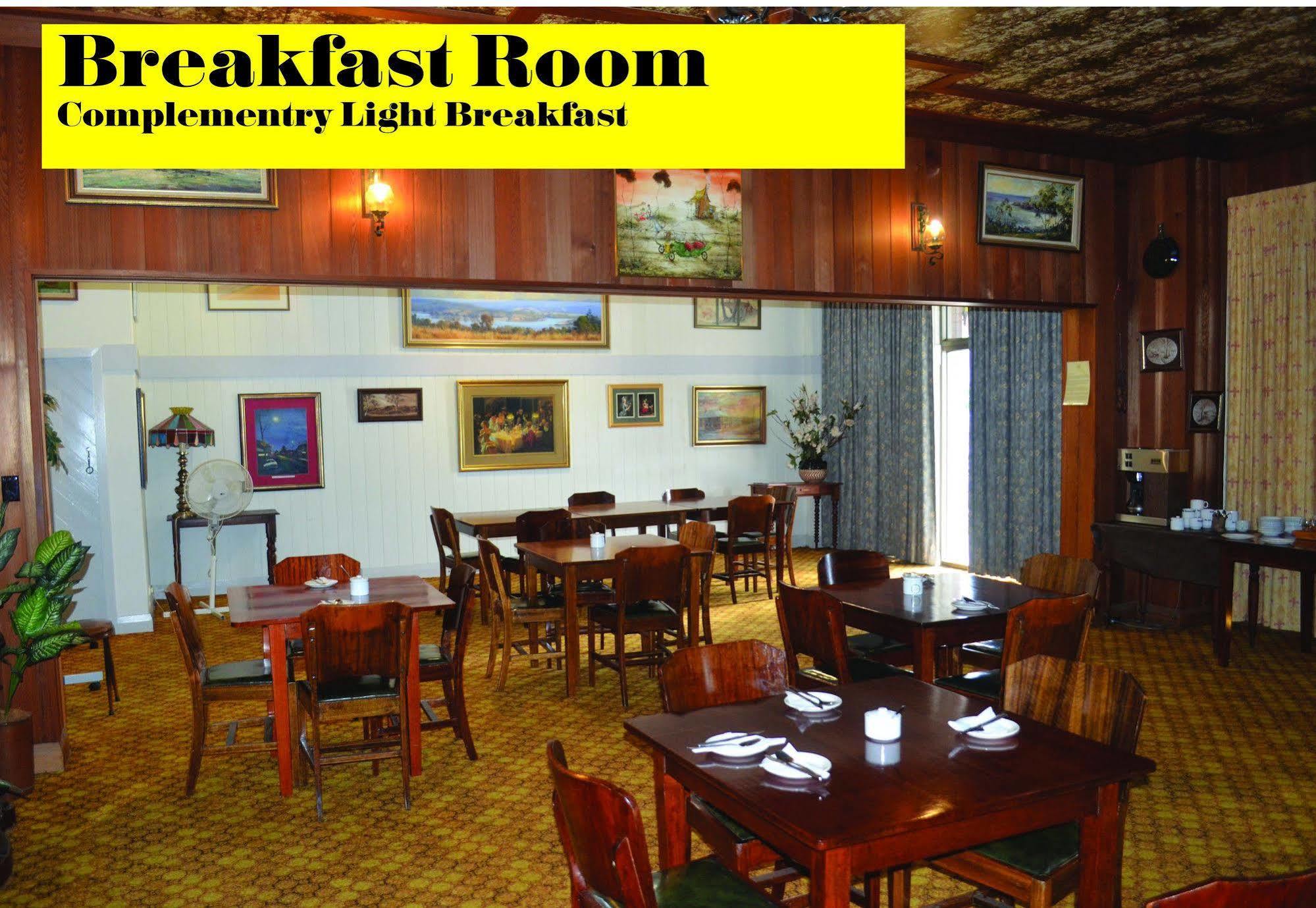 Moruya Monarch Hotel Extérieur photo