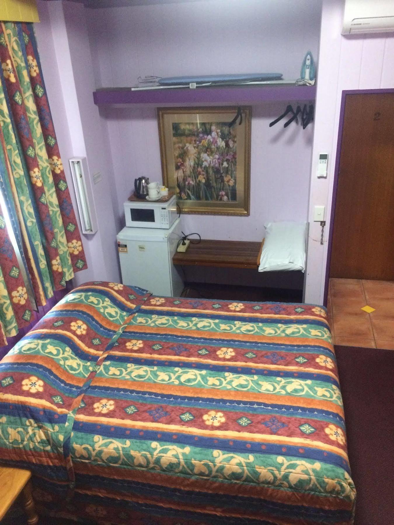 Moruya Monarch Hotel Extérieur photo