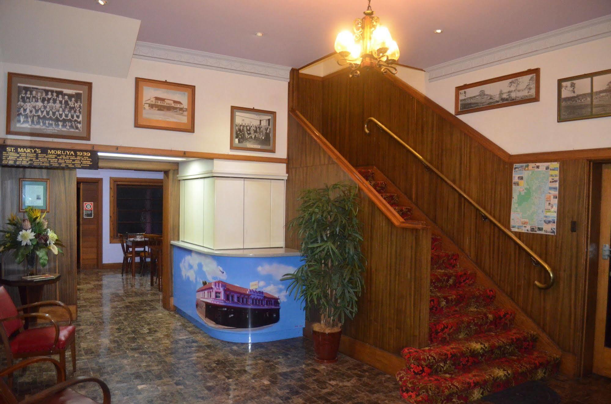 Moruya Monarch Hotel Extérieur photo