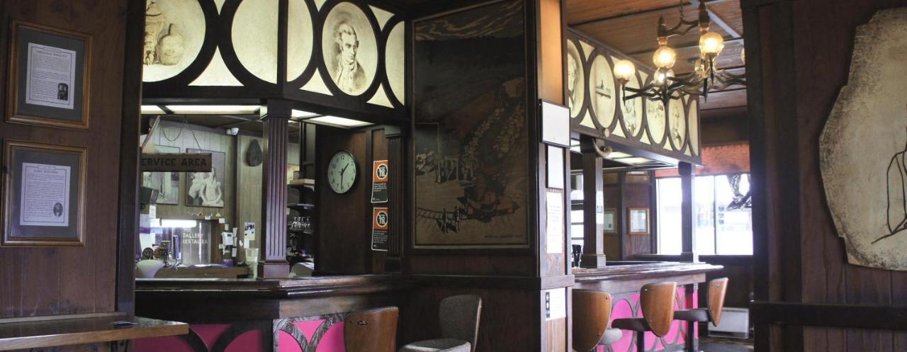 Moruya Monarch Hotel Extérieur photo